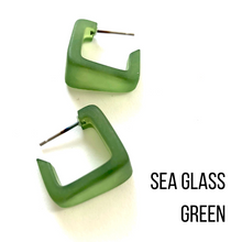 Load image into Gallery viewer, Bermuda Hoop Earrings