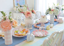 Load image into Gallery viewer, Gingham Column Vase