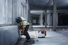 Load image into Gallery viewer, Husqvarna 970493706 DM 540i Battery Powered Core Drill Kit