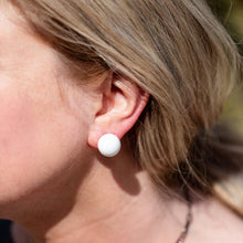 Load image into Gallery viewer, White Retro Button Stud Earrings