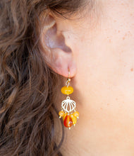 Load image into Gallery viewer, Yellow Carnelian Jade Golden Drop Earrings
