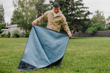 Load image into Gallery viewer, Blanket Tote XL Outdoor Picnic Blanket